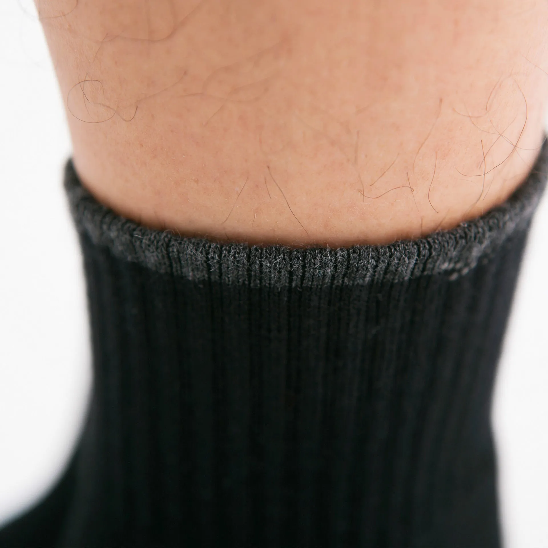 0567 Men's Breathable Sports Socks for Outdoor Camping