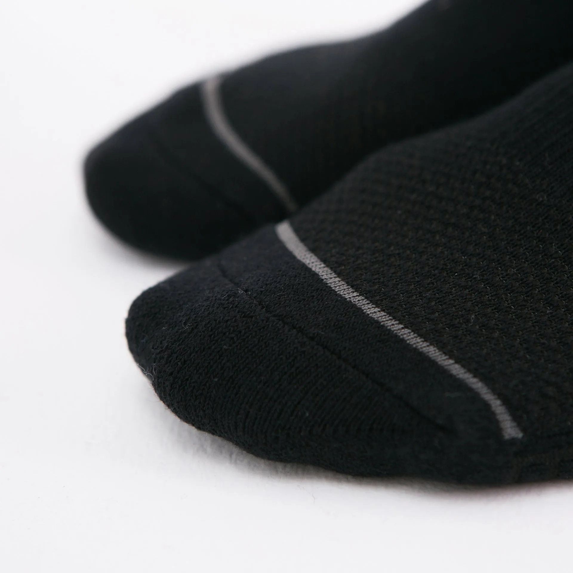 0567 Men's Breathable Sports Socks for Outdoor Camping