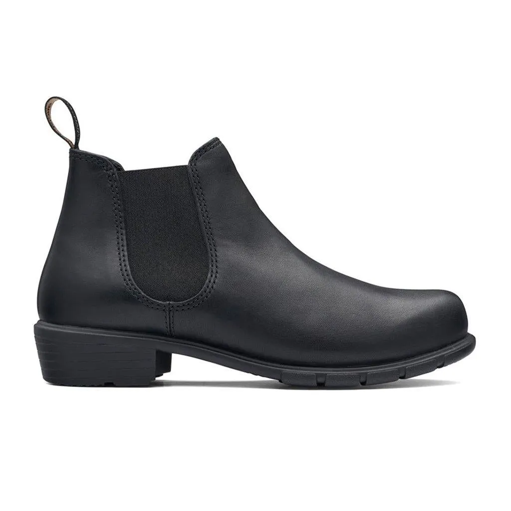 BLUNDSTONE- WOMEN'S 2068 LOW HEEL BOOT