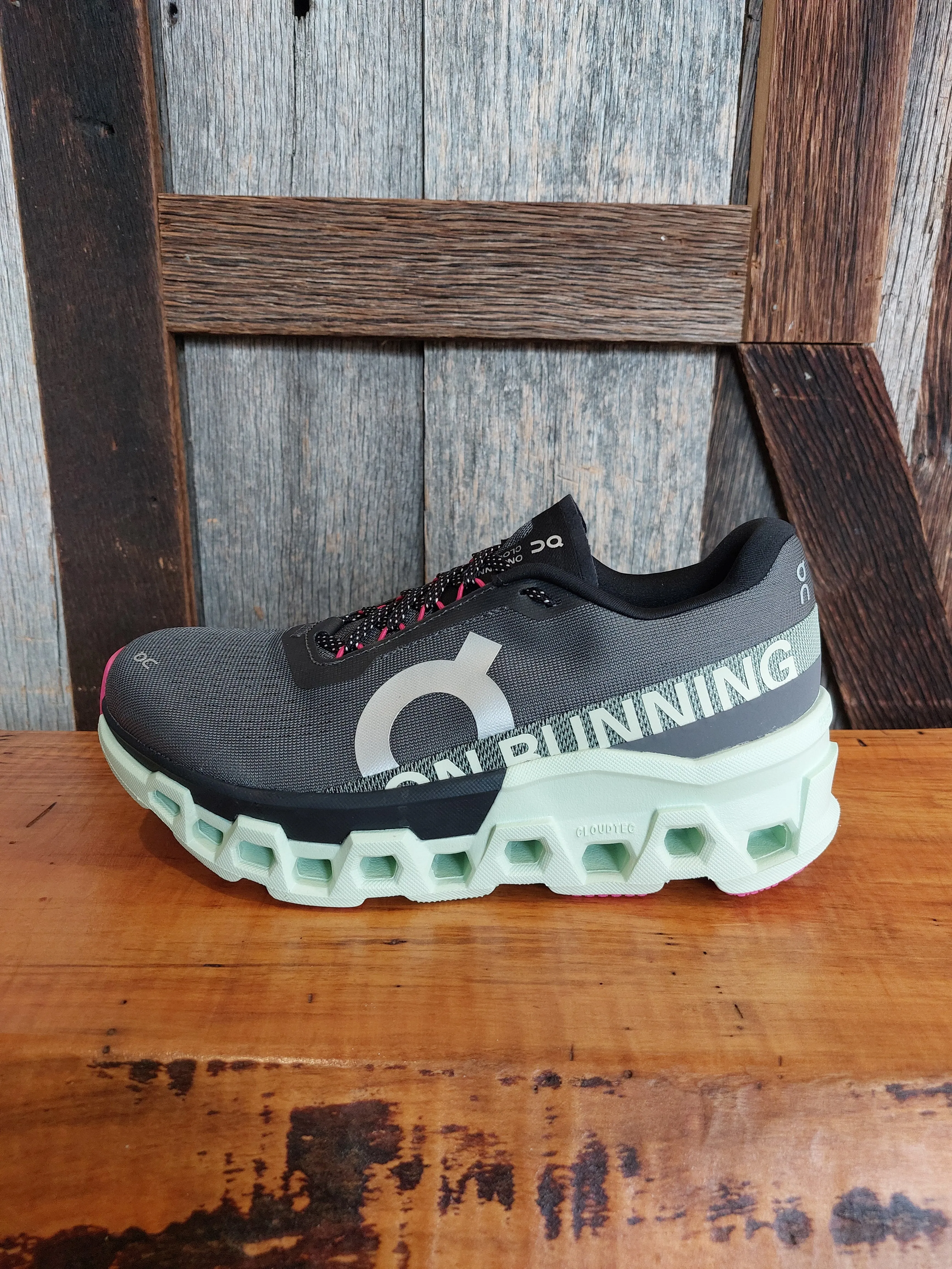 W On Cloudmonster 2